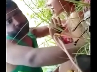 Bangladeshi Duo Outdoor Sex Video